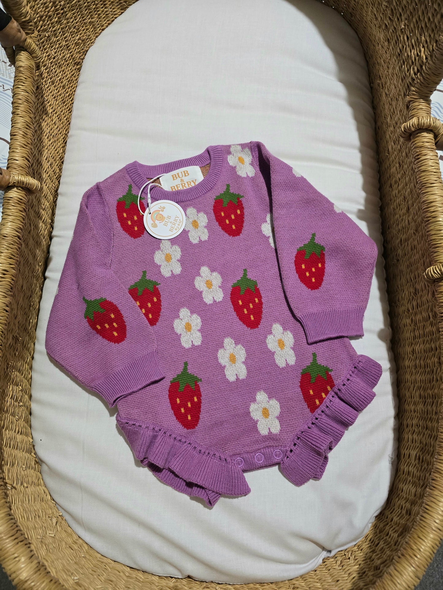 KNIT ROMPER STRAWBERRY DAISY