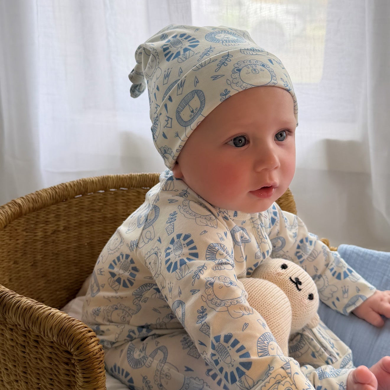 DOUBLE KNOT BEANIE LITTLE LION