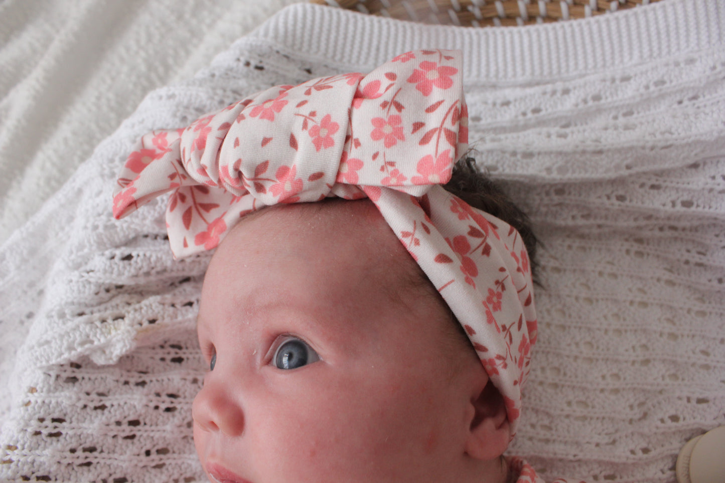 OVERSIZED TOPKNOT TIMELESS BLOSSOM