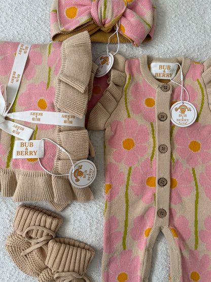 KNITTED BOOTIES BEIGE