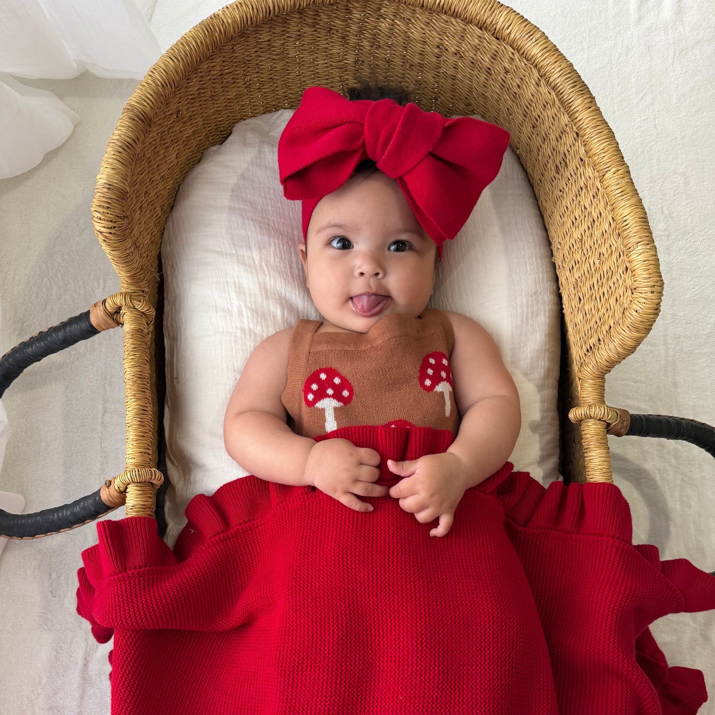 KNITTED TOPKNOT CHERRY