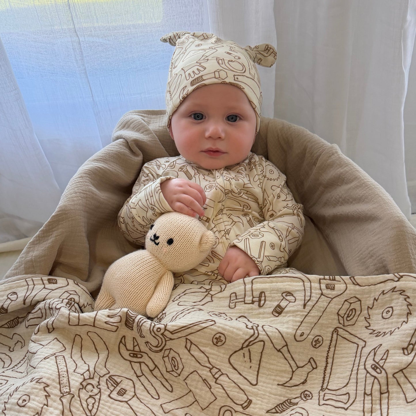 DOUBLE KNOT BEANIE TINY TOOLS