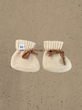 KNITTED BOOTIES CLOUD CREAM