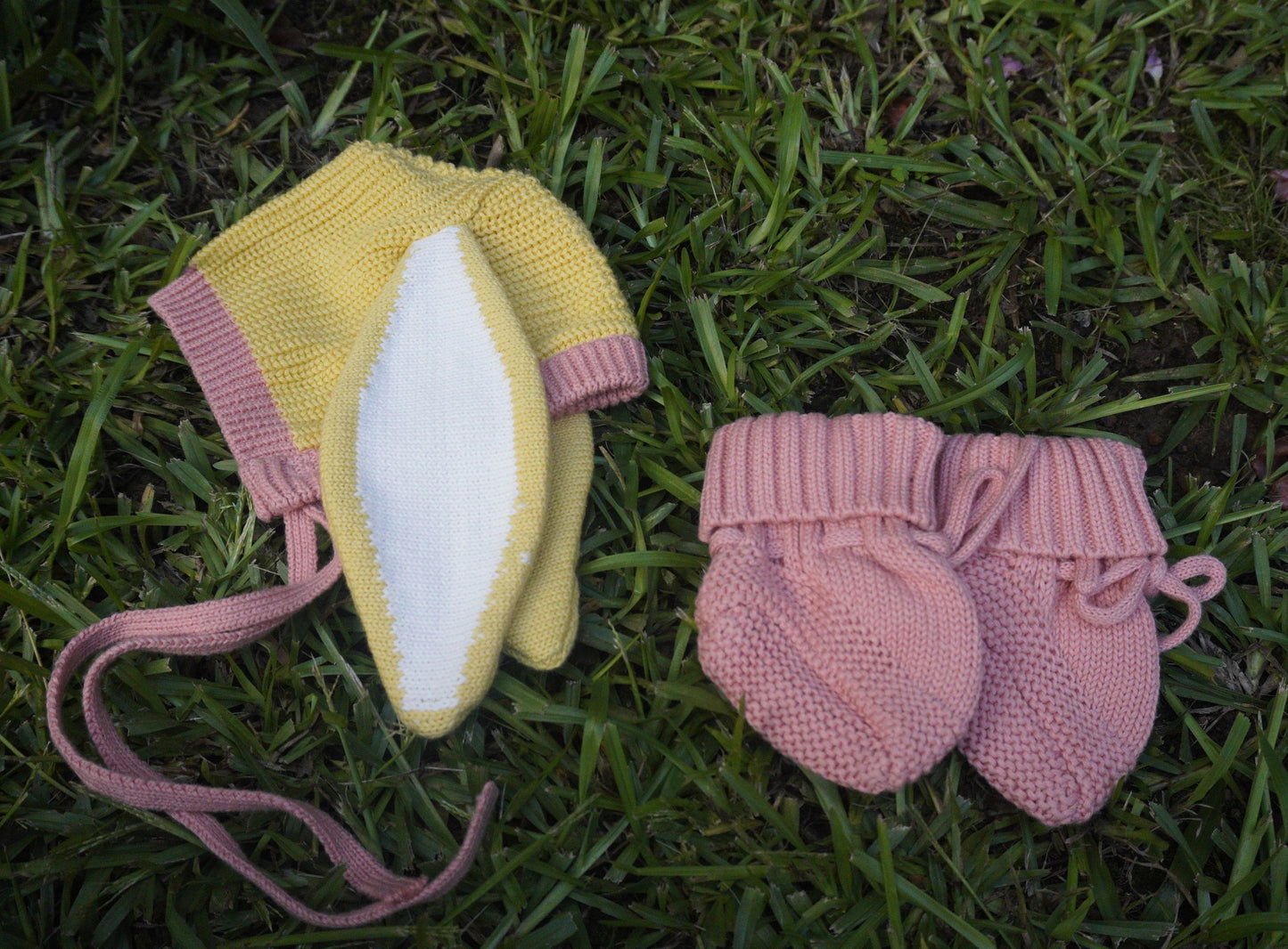 Knitted Booties Pink
